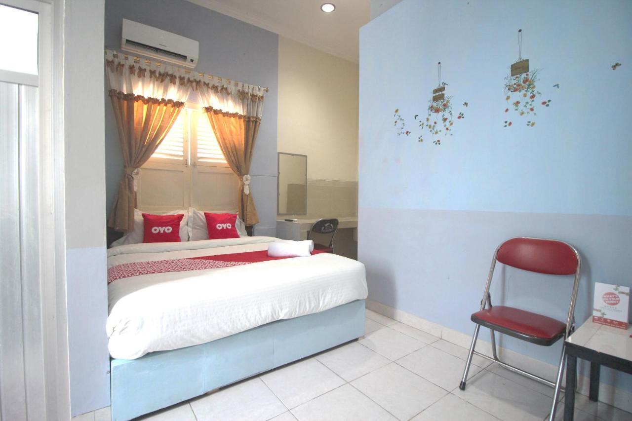Oyo 1448 Kartini Residence Syariah Бандар Лампунг Екстериор снимка