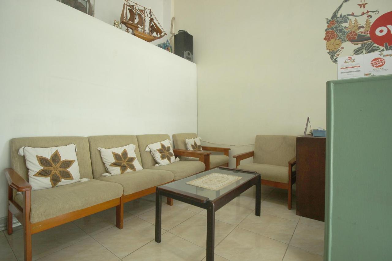 Oyo 1448 Kartini Residence Syariah Бандар Лампунг Екстериор снимка